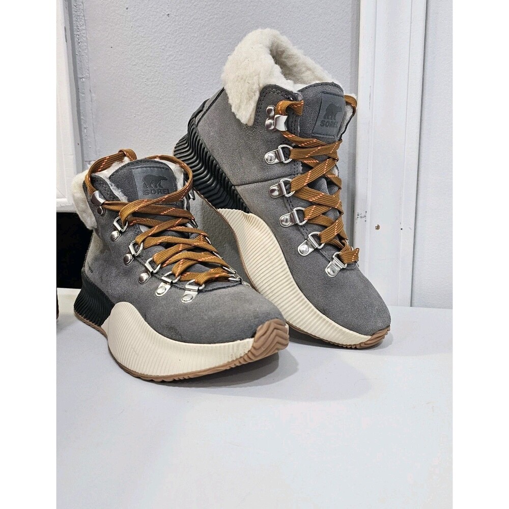 Sorel Womens Boots Out N About III Conquest Gray Suede Leather Waterproof Sz6